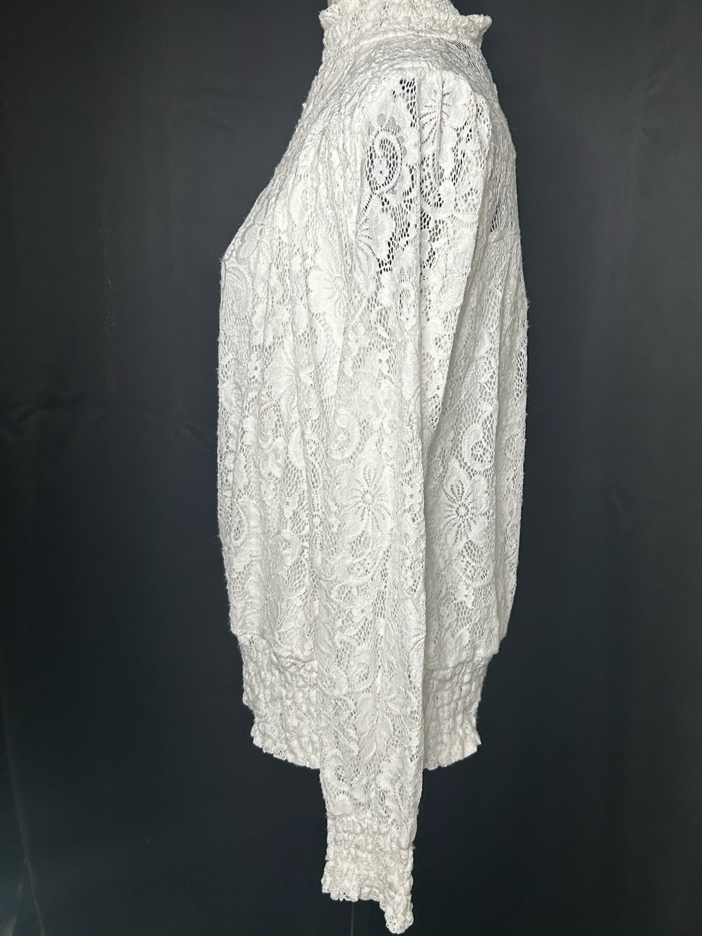 Women’s Turtleneck Lace Blouse (L) - Picture 4 of 8